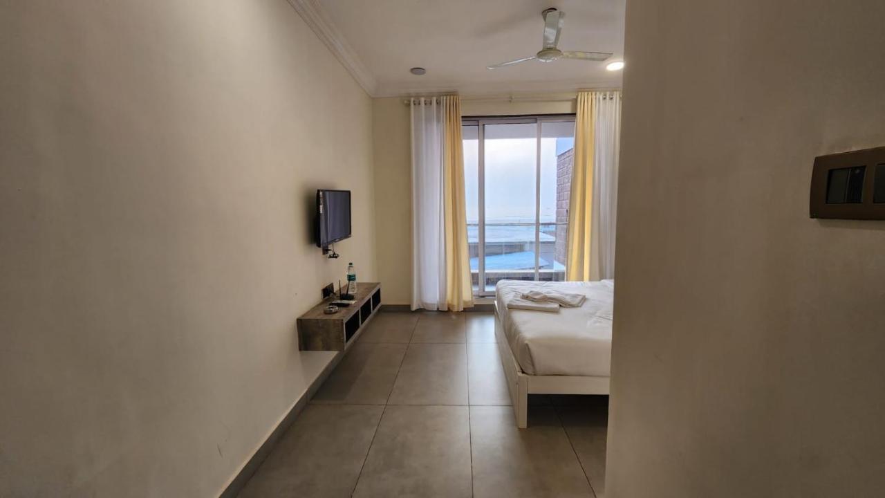 Coastal Bay Beach Resort Harnai Exterior foto